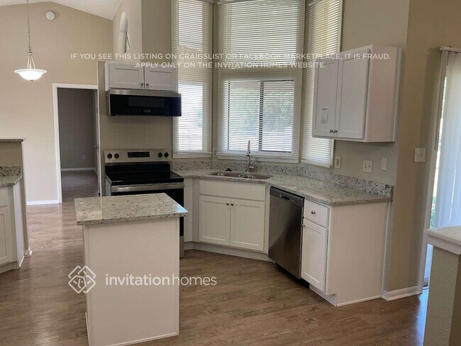 Building Photo - 3341 Princess Diana Blvd