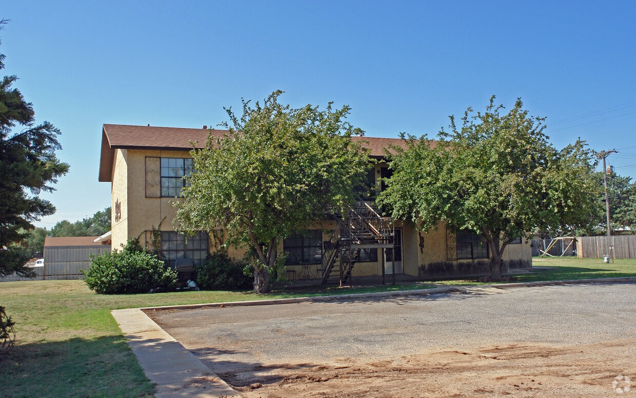 New Orleans Apartments in Plainview, TX