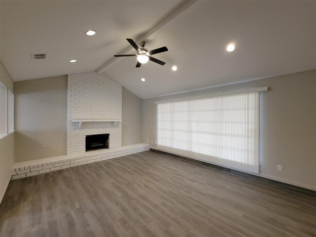 Building Photo - 6215 Autumn Arbor Dr