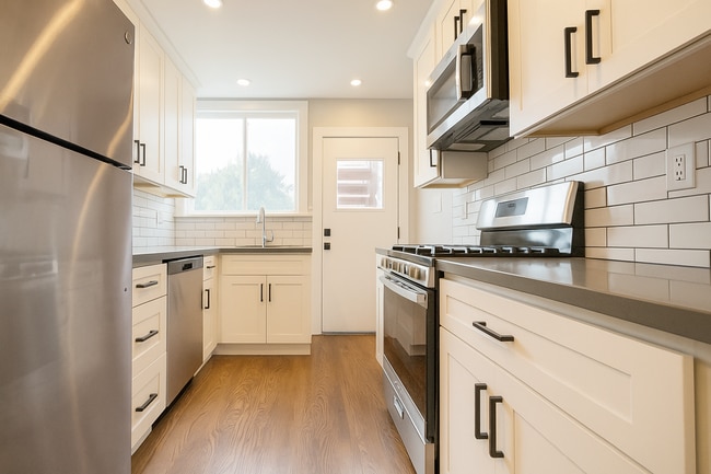 Photo - 1435-1437 19th Avenue Apartment