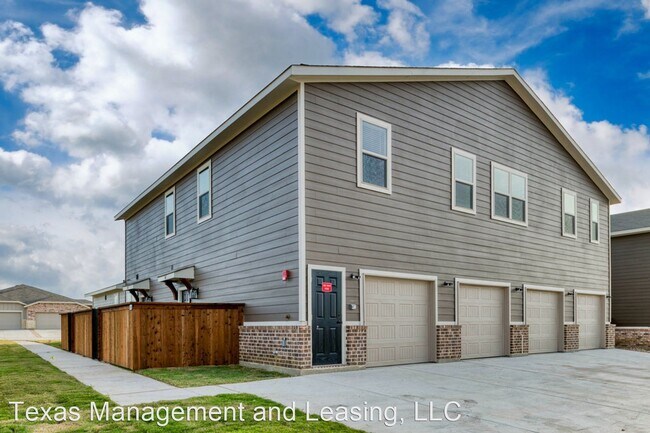 Building Photo - 2 br, 2 bath House - 747 Harvest Moon Drive