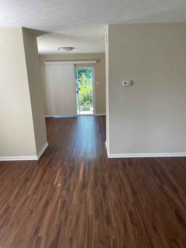 Foto del edificio - 9208 Pasadena Cir