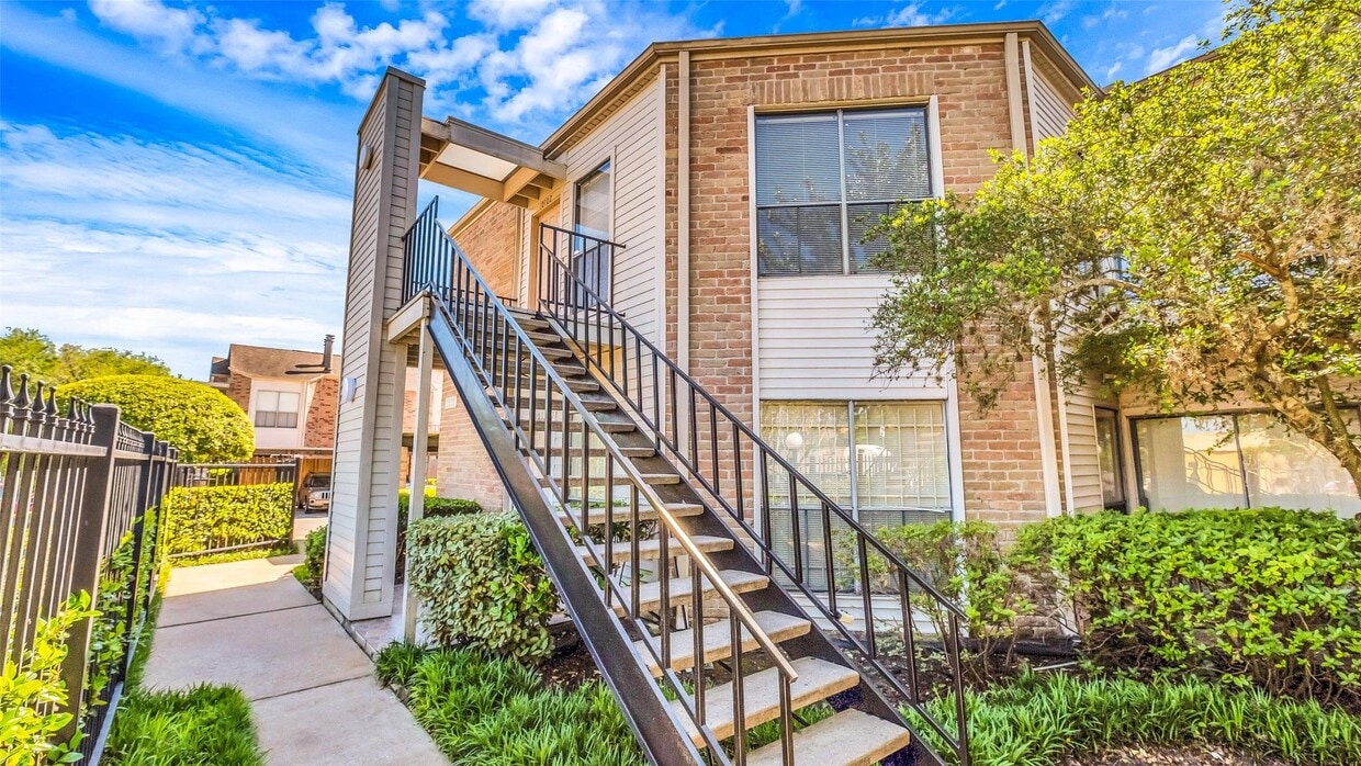 Foto principal - 10102 Waterstone Dr