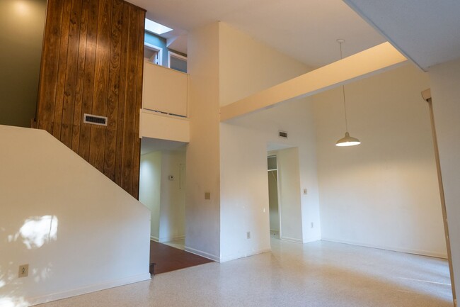 Foto del edificio - 146 S Ross St