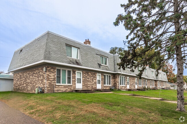 Foto del edificio - Maple Hills Townhomes