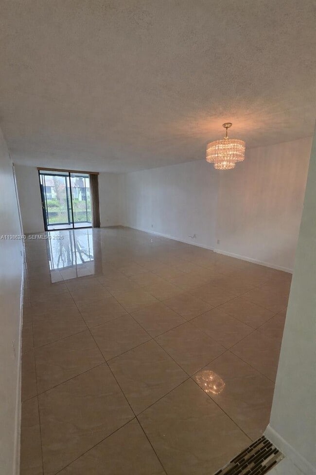 Building Photo - 4725 Lucerne Lakes Blvd E