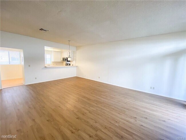 Foto del edificio - 720 S Marengo Ave