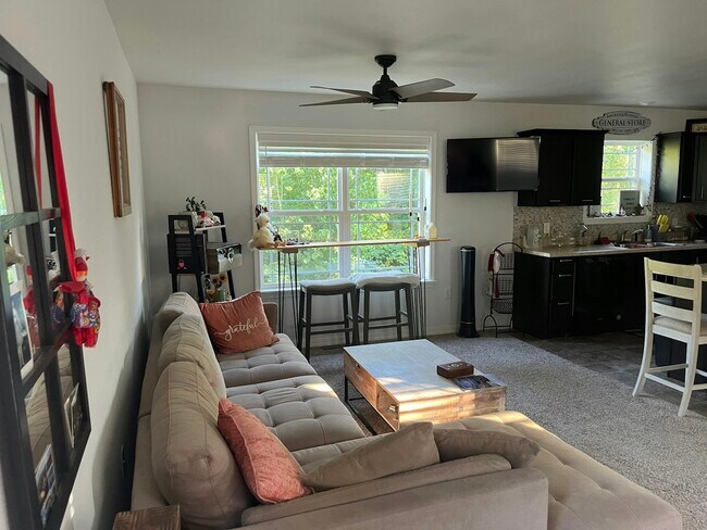 Foto del edificio - 191 Woodbridge Estates Dr
