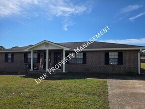 Building Photo - 5004 N Moore Ln