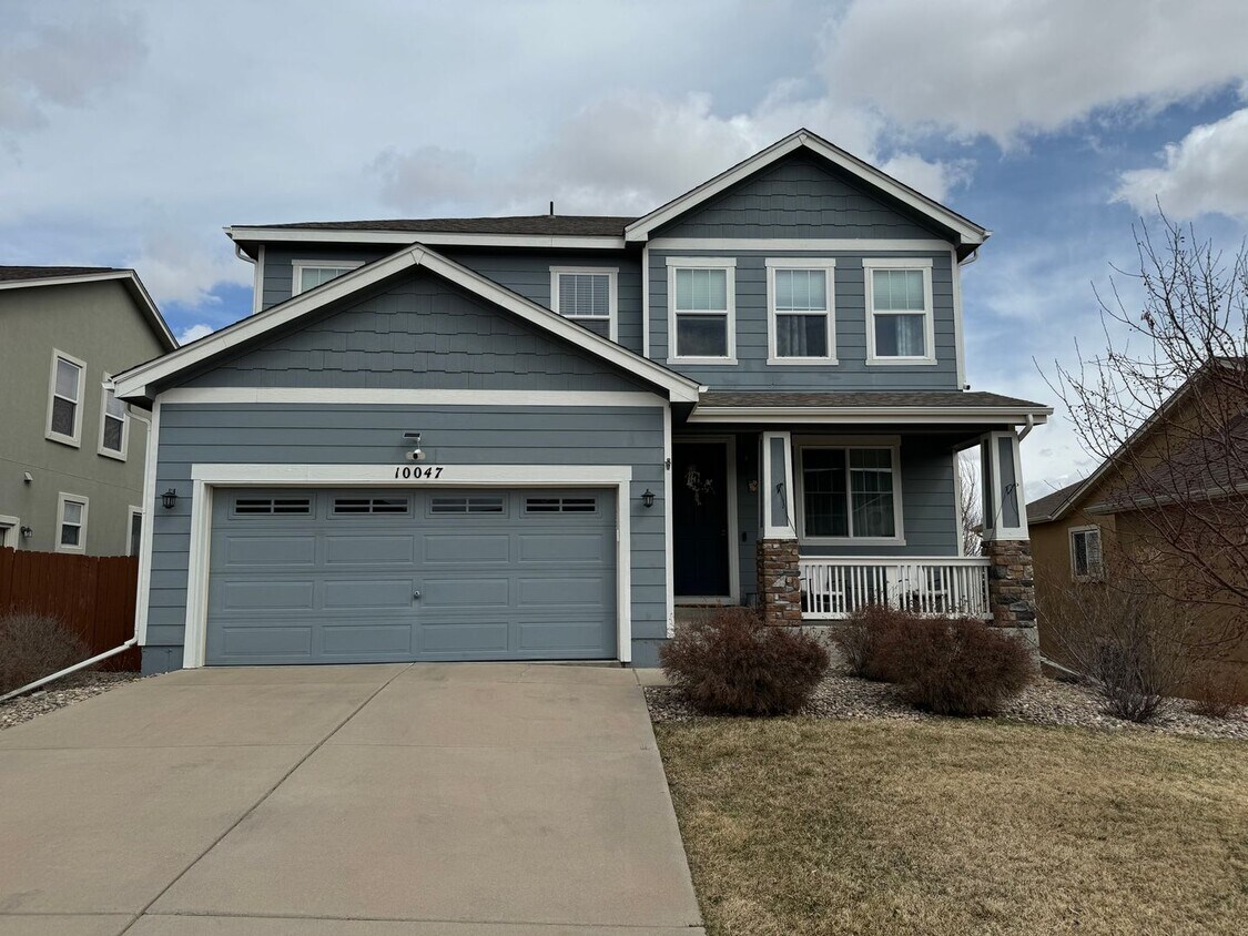 Primary Photo - Lovely 3 Bedroom with unfinished walk out ...