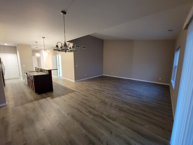 Building Photo - 7250 Chucks Way