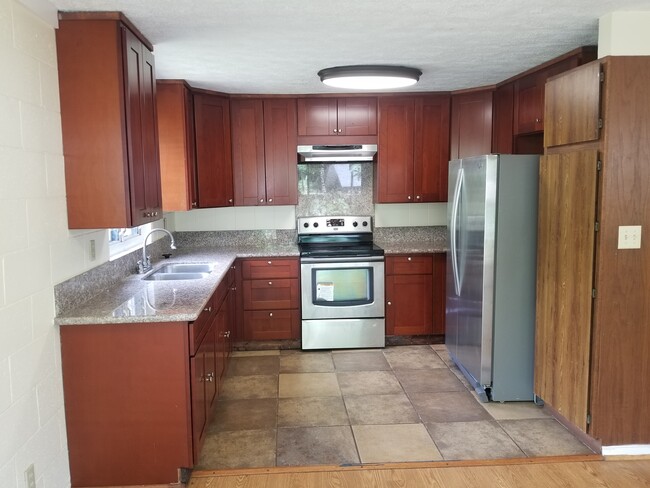 Kitchen - 2914 Kalihi St