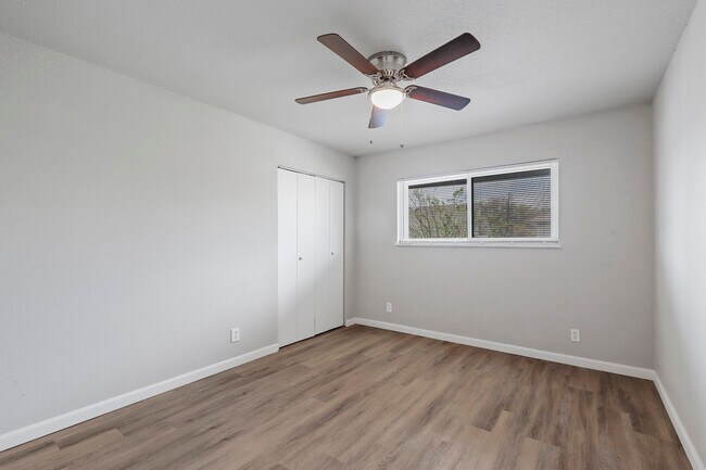 Foto del edificio - The Carroll Ann Apartments