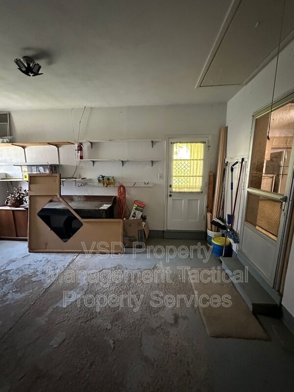 Building Photo - 6188 Cabrini Ln