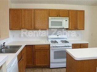 Building Photo - 830 Orian Dr