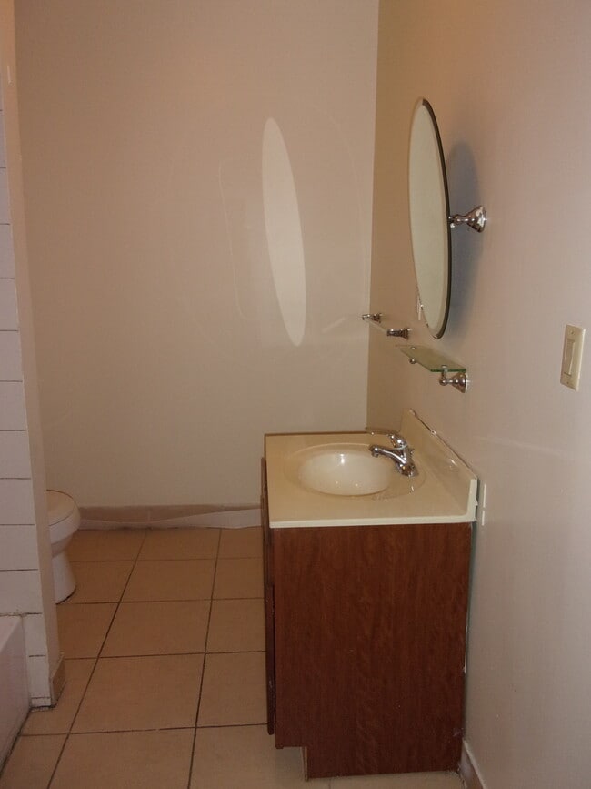 Photo - 1518 N 17th St Apartment