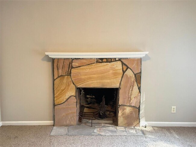 Foto del edificio - 1589 Pinehurst Dr SW