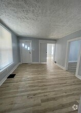 Building Photo - 2105 Bertrand St