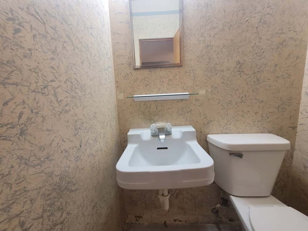 Foto principal - 704 W 1st St