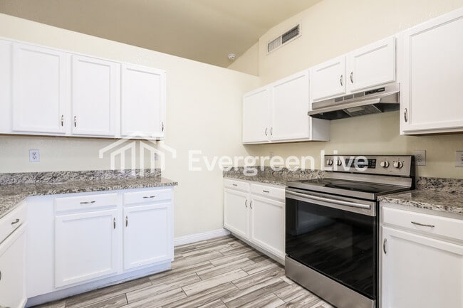 Foto del edificio - 1462 W Breakwell St