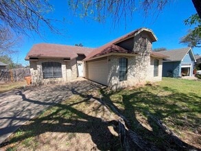 Building Photo - 1002 Great Britain Blvd