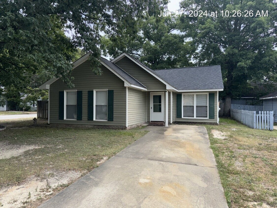 Foto principal - 501 Hollyberry Ln