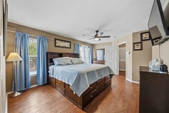 Building Photo - 7014 Woodridge Row Dr