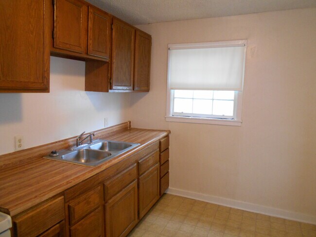 Foto del edificio - 4349 E Bayley St