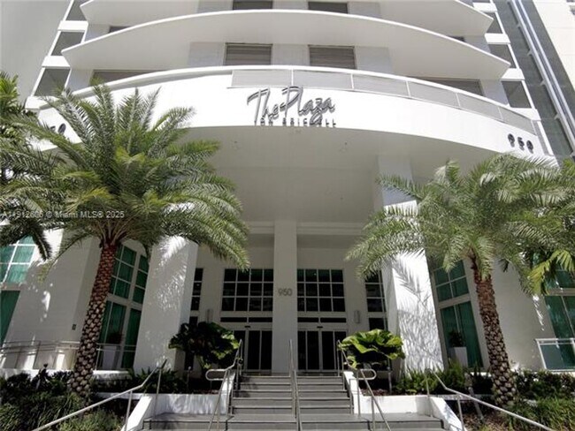 Foto del edificio - 950 Brickell Bay Dr