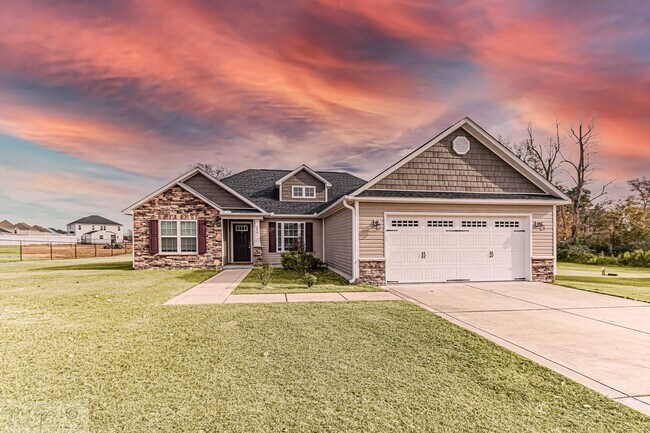 Building Photo - Charming 3BR|2BA Home in Fieldstone Villag...