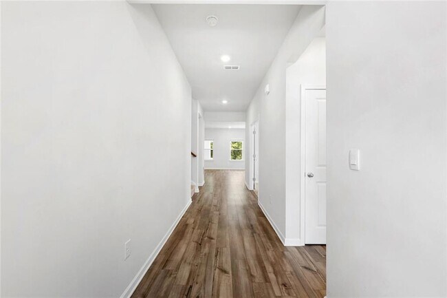 Foto del edificio - 5021 Silver Canoe Wy