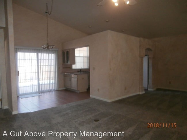 Building Photo - 2 br, 2 bath House - 5045 Vista Del Ore Point