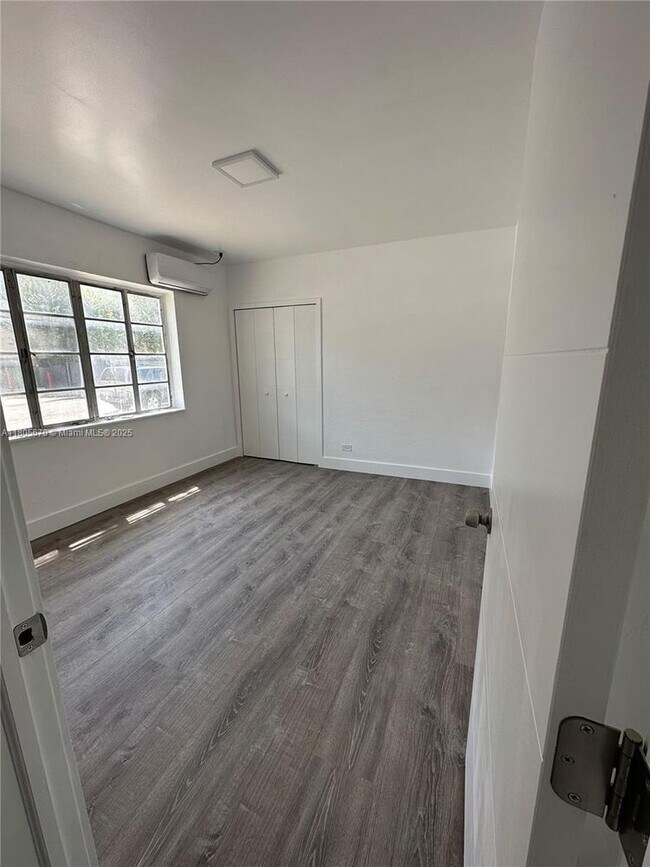 Building Photo - 711 Beacom Blvd