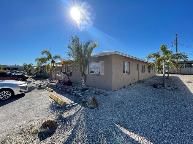 Building Photo - 16890 Carmen Ave