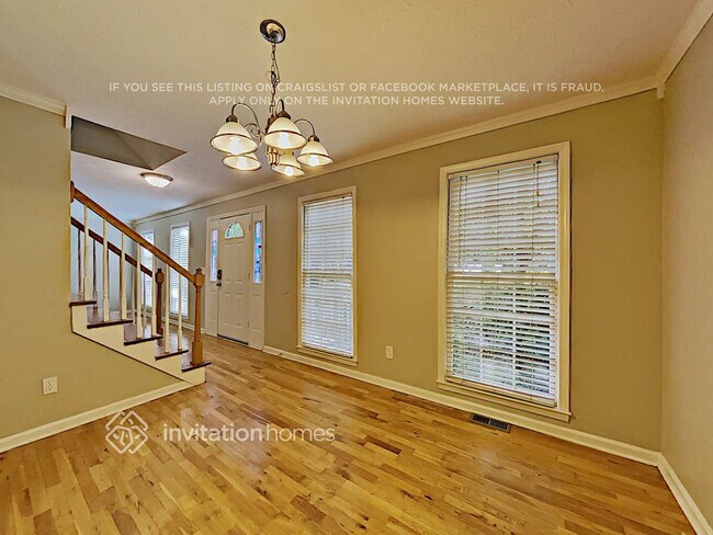Building Photo - 6117 Fire Fly Ct