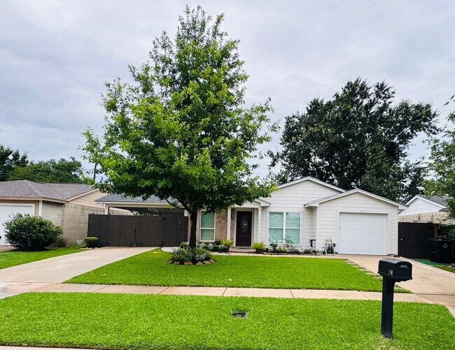 Foto del edificio - 24131 4 Sixes Ln