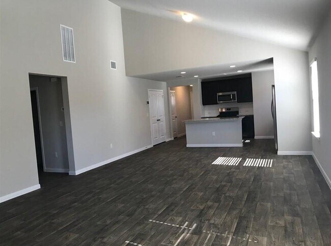 Building Photo - 108 Cranbrook Ln