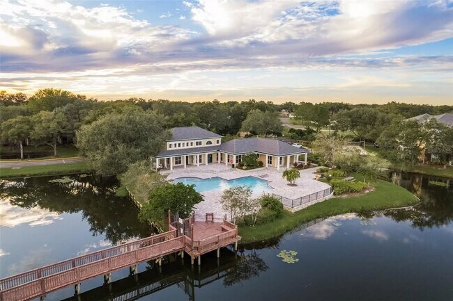 Foto del edificio - 10110 Winsford Oak Blvd