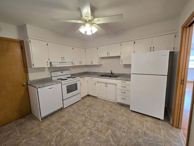 Kitchen - 2226 N 57th St