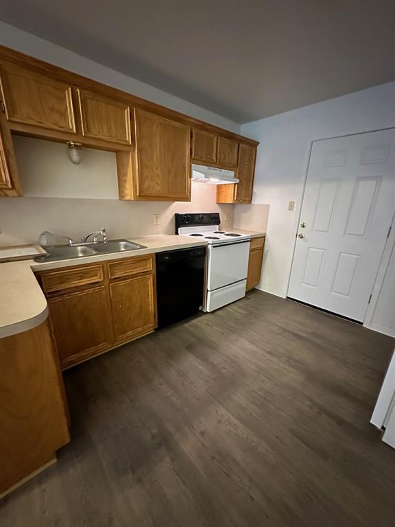Building Photo - 717 Willowood