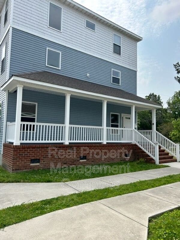 Building Photo - 5001 Killam Ave