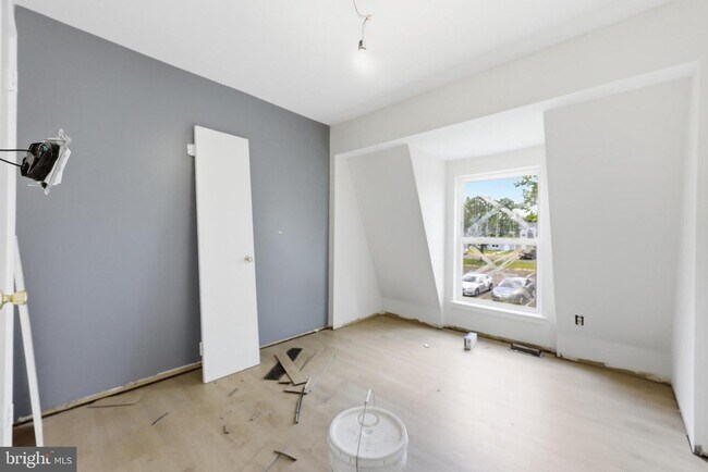 Building Photo - 27 Villanova Ct