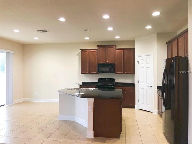 Building Photo - 2932 Shetland Ridge Dr