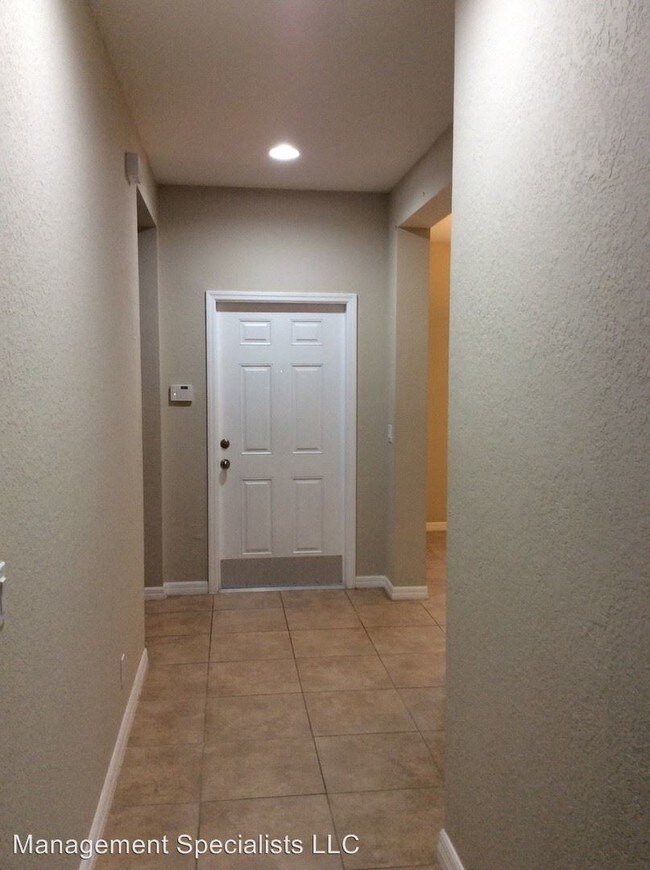 Building Photo - 3 br, 2 bath House - 625 NE Moss Rose Place