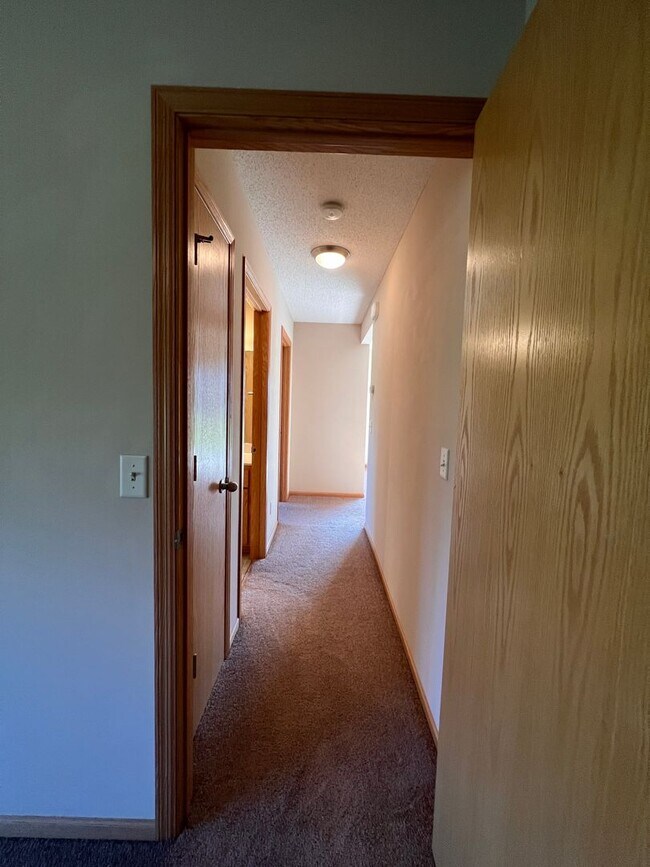 Foto del edificio - 2 Bedroom, 1.5 Bath Town Home