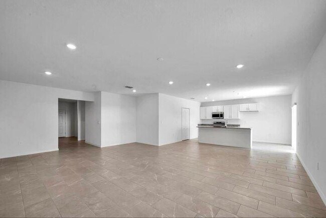 Foto del edificio - 5812 NW Gerald Cir