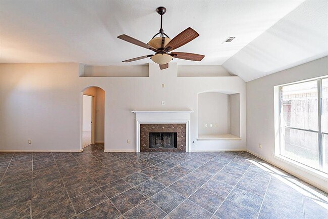 Building Photo - 31118 Baker Lake Dr