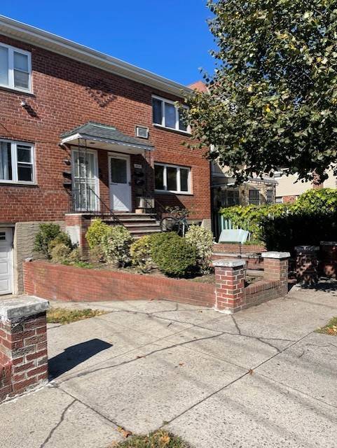 Foto principal - 20-14 149th St