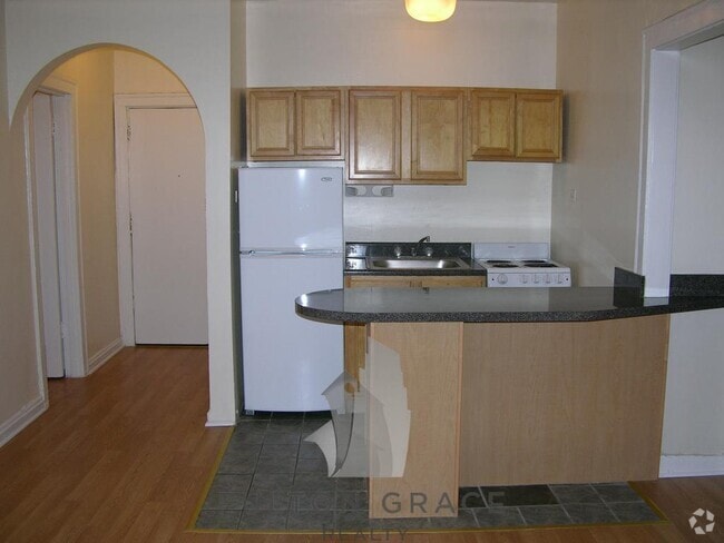 Building Photo - 4521 Malden St