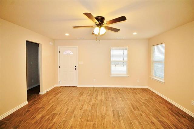 Building Photo - 109 TNT Ct